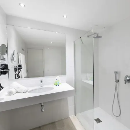 2 Bedrooms F * Puerto del Carmen (Lanzarote)